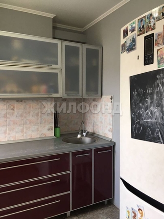 
  Продается 4-комн. квартира, 71.2 м², Зорге ул, д. 185/1
. Фото 10.