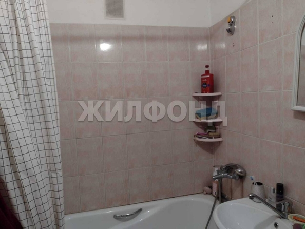 
  Продается 1-комн. квартира, 32.9 м², Троллейная ул, д. 7
. Фото 5.