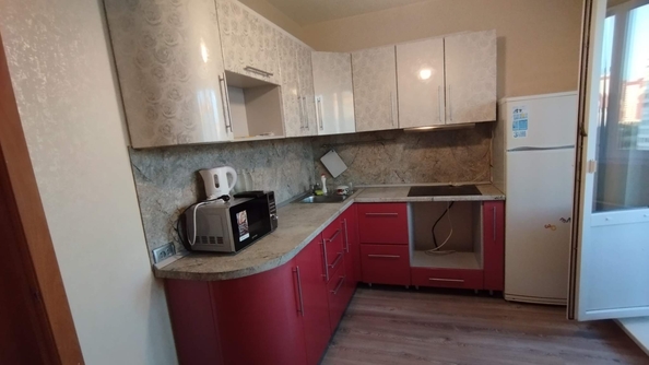 
  Сдается 1-комн. квартира, 32.5 м², Петухова ул
. Фото 1.