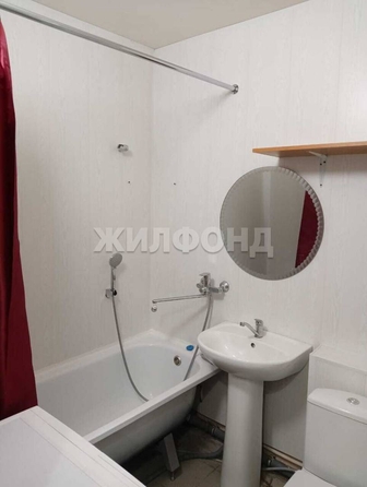 
  Продается 1-комн. квартира, 37 м², Спортивная ул, д. 15
. Фото 18.