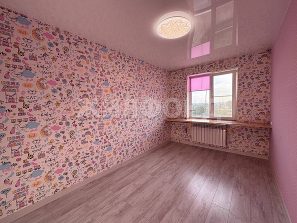 
  Продается 3-комн. квартира, 60.9 м², Есенина ул, д. 15
. Фото 24.
