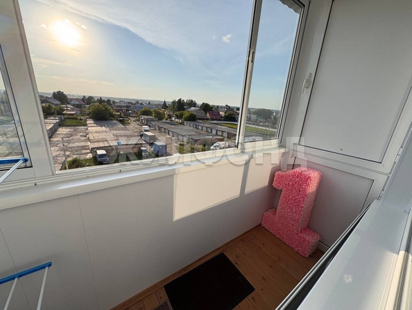 
  Продается 3-комн. квартира, 60.9 м², Есенина ул, д. 15
. Фото 25.