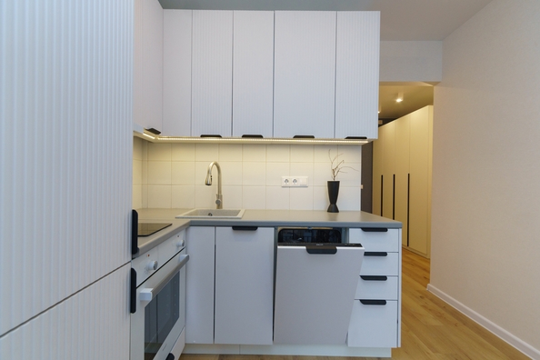 
  Продам 2-комн. квартиру, 42 м², Дуси Ковальчук ул, д. 378Б
. Фото 17.