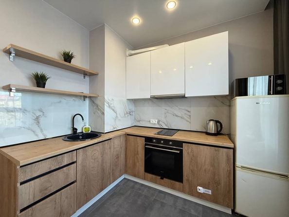 
  Сдается посуточно 1-комн. квартира, 40 м², Николая Островского ул, д. 195
. Фото 3.