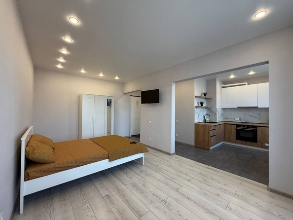 
  Сдается посуточно 1-комн. квартира, 40 м², Николая Островского ул, д. 195
. Фото 8.