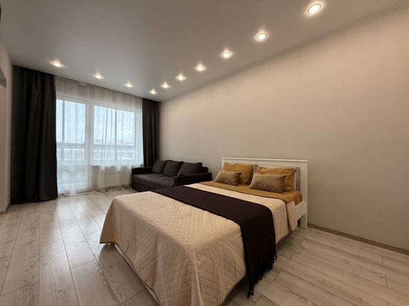 
  Сдается посуточно 1-комн. квартира, 40 м², Николая Островского ул, д. 195
. Фото 1.