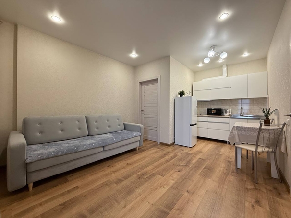 
  Сдается посуточно 2-комн. квартира, 50 м², Добролюбова ул, д. 162/1
. Фото 6.
