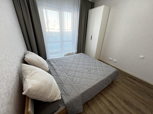 
  Сдается посуточно 2-комн. квартира, 45 м², Ясный Берег ул, д. 3
. Фото 11.