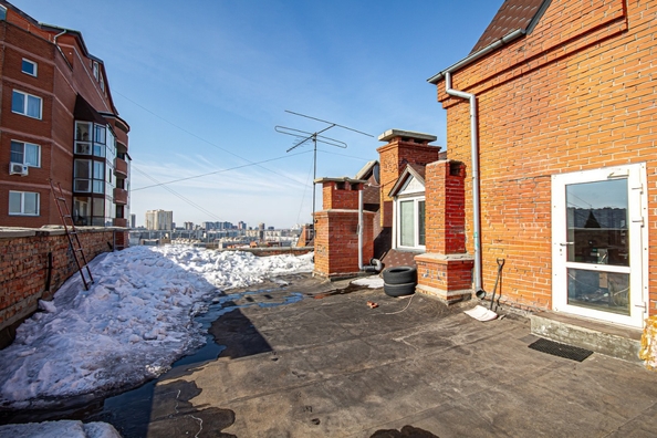 
  Продам 3-комн. квартиру, 150.1 м², Кошурникова ул, д. 53/1
. Фото 1.