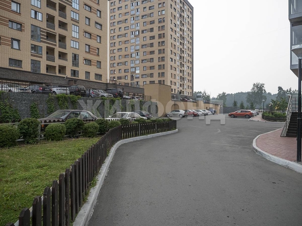 
  Продается 1-комн. квартира, 39.9 м², Вилюйская ул, д. 17
. Фото 3.