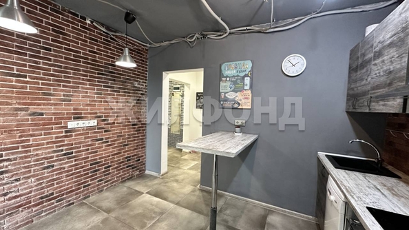 
  Продается 1-комн. квартира, 48.3 м², Александра Чистякова ул, д. 2/2
. Фото 8.