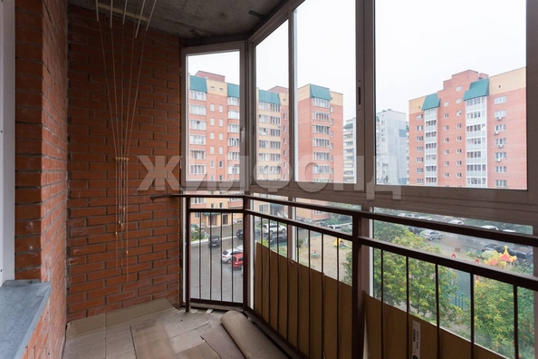 
  Продается 3-комн. квартира, 86.8 м², В. Высоцкого ул, д. 33
. Фото 11.