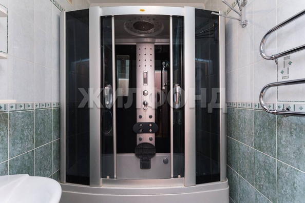 
  Продается 3-комн. квартира, 86.8 м², В. Высоцкого ул, д. 33
. Фото 15.