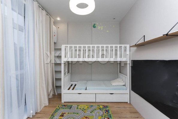 
  Продается 3-комн. квартира, 55 м², Кавалерийская ул, д. 7
. Фото 8.