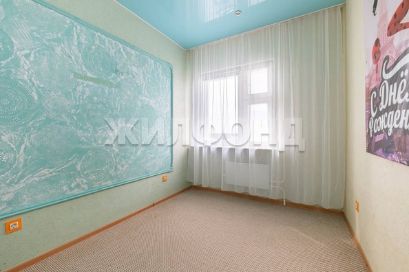 
  Продается 3-комн. квартира, 48 м², Виктора Уса ул, д. 11
. Фото 15.
