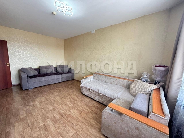 
  Продается 1-комн. квартира, 37.6 м², Волочаевская ул, д. 53
. Фото 3.