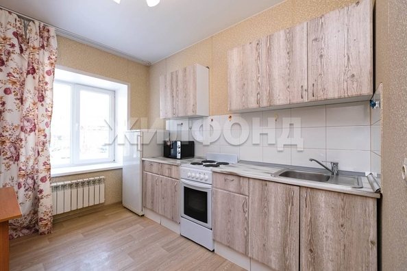
  Продается 3-комн. квартира, 63.7 м², Новосибирская ул, д. 12
. Фото 3.