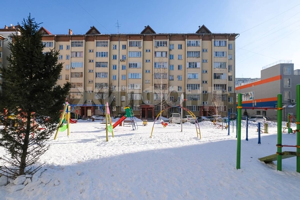 
  Продается 3-комн. квартира, 63.7 м², Новосибирская ул, д. 12
. Фото 35.