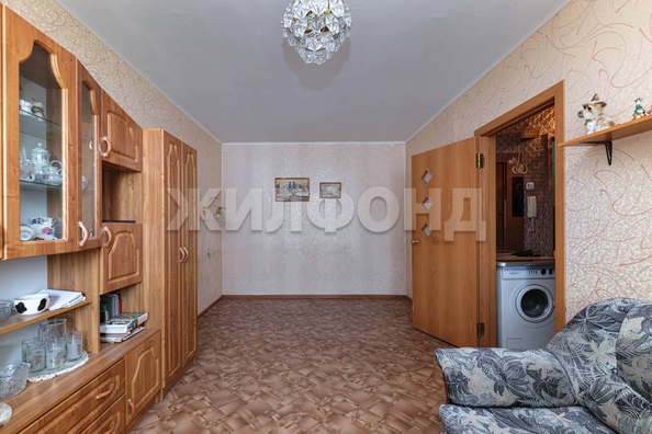 
  Продается 2-комн. квартира, 44.6 м², Есенина ул, д. 12
. Фото 3.