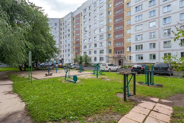 
  Продается 3-комн. квартира, 63.3 м², Демакова ул, д. 18
. Фото 6.