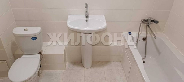 
  Продается 1-комн. квартира, 38.4 м², Оловозаводская ул, д. 13
. Фото 5.
