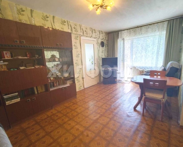 
  Продается 2-комн. квартира, 46 м², Сибирская ул, д. 28
. Фото 3.