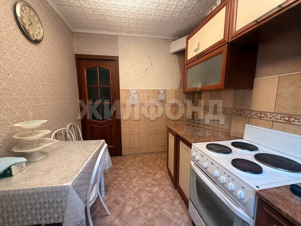 
  Продается 4-комн. квартира, 74 м², Гусинобродское ш, д. 27
. Фото 7.