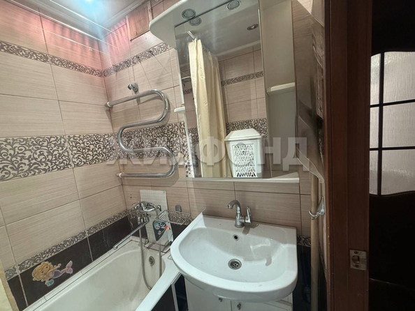 
  Продается 4-комн. квартира, 74 м², Гусинобродское ш, д. 27
. Фото 26.