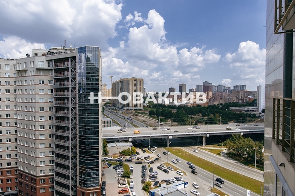 
  Продается 2-комн. квартира, 67.9 м², Сибревкома ул, д. 7/1
. Фото 7.