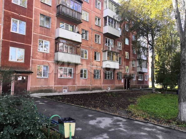 
  Продается 2-комн. квартира, 46.1 м², Петухова ул, д. 42
. Фото 2.