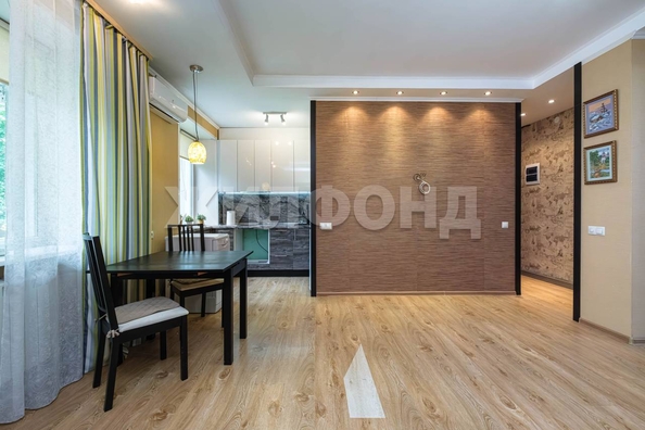 
  Продается 2-комн. квартира, 41.6 м², Плахотного ул, д. 13
. Фото 3.
