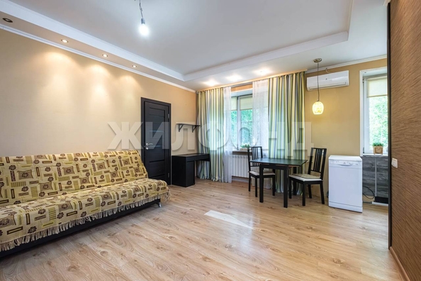 
  Продается 2-комн. квартира, 41.6 м², Плахотного ул, д. 13
. Фото 5.