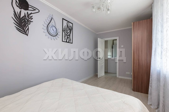 
  Продается 2-комн. квартира, 42 м², Коченевская ул, д. 1а
. Фото 11.
