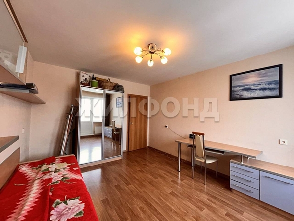 
  Продается 3-комн. квартира, 76.9 м², Петухова ул, д. 99/2
. Фото 4.