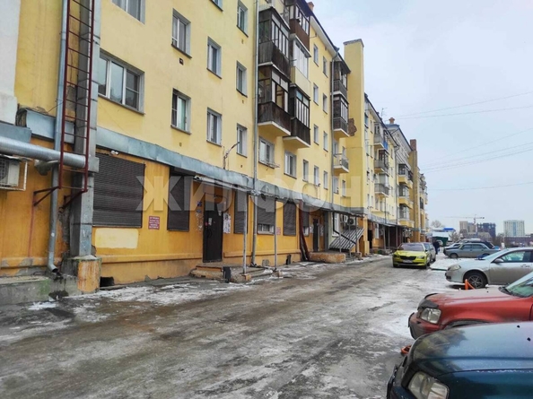 
  Продается 3-комн. квартира, 71.2 м², Большевистская ул, д. 48
. Фото 4.