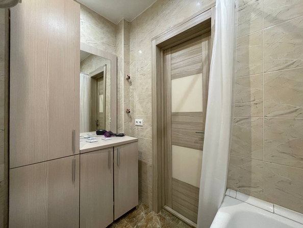 
  Сдается посуточно 1-комн. квартира, 40 м², Фабричная ул, д. 22
. Фото 17.