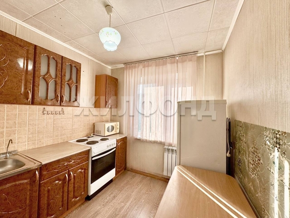 
  Продается 1-комн. квартира, 30.6 м², Есенина ул, д. 63
. Фото 1.