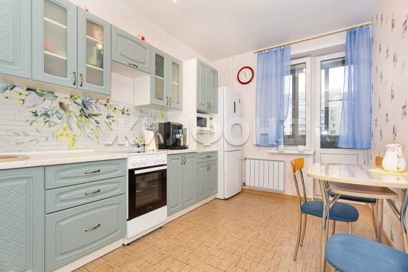 
  Продается 1-комн. квартира, 36.8 м², Молодежная ул, д. 8
. Фото 3.