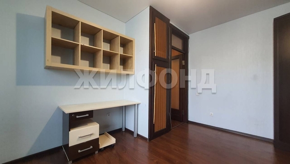 
  Продается 2-комн. квартира, 59.7 м², Молодежная ул, д. 8
. Фото 5.