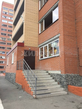 
  Продается 2-комн. квартира, 71.4 м², Титова ул, д. 253/4
. Фото 9.