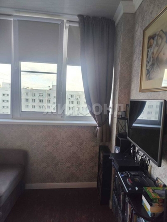 
  Продается 3-комн. квартира, 62.1 м², Столетова ул, д. 17/1
. Фото 5.