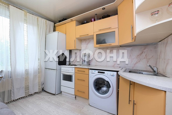 
  Продается 2-комн. квартира, 52.5 м², Чемская ул, д. 16
. Фото 2.