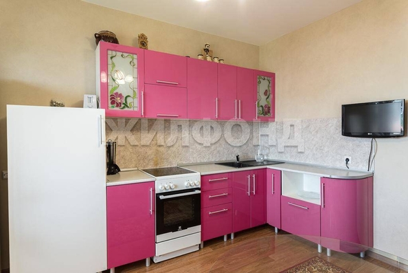 
  Продается 3-комн. квартира, 73.5 м², Петухова ул, д. 99/2
. Фото 6.