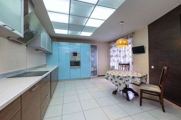 
  Продается 3-комн. квартира, 141.9 м², Зыряновская ул, д. 57
. Фото 7.