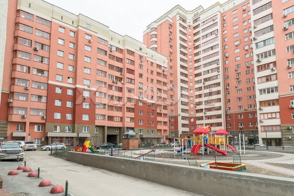 
  Продается 2-комн. квартира, 70.3 м², Орджоникидзе ул, д. 30
. Фото 40.