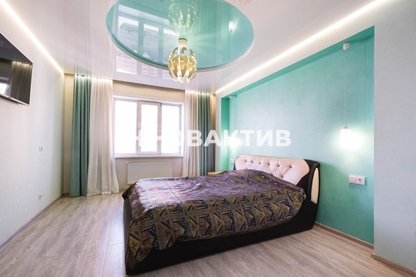 
  Продается 3-комн. квартира, 103 м², Сухарная ул, д. 96/2
. Фото 11.