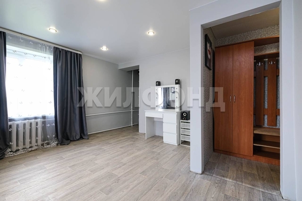 
  Продается 1-комн. квартира, 31.8 м², Оловозаводская ул, д. 14
. Фото 3.