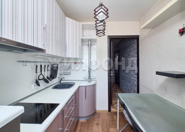 
  Продается 1-комн. квартира, 29.8 м², Дуси Ковальчук ул, д. 75
. Фото 6.
