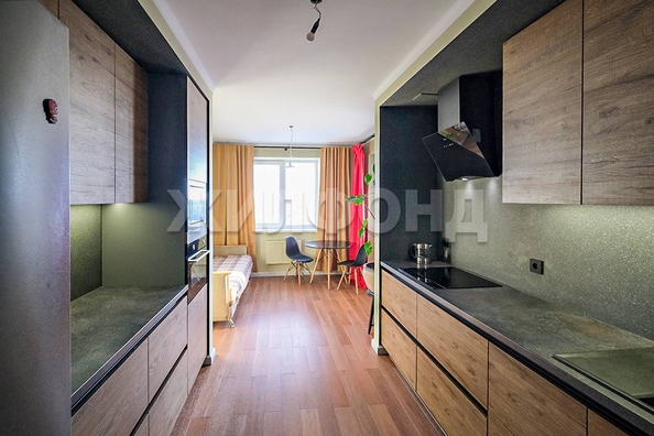 
  Продается 2-комн. квартира, 82.8 м², Добролюбова ул, д. 18/1
. Фото 2.