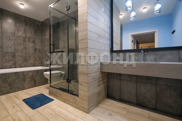 
  Продается 2-комн. квартира, 82.8 м², Добролюбова ул, д. 18/1
. Фото 20.
